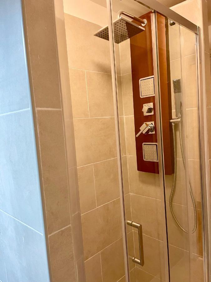 ローマParisa Houseアパートメント エクステリア 写真